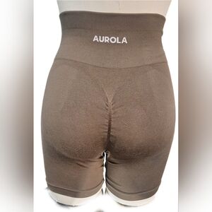 AUROLA Women's Seamless High-Waisted Shorts - Brown
